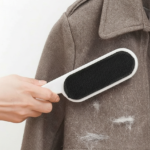 lint remover brush